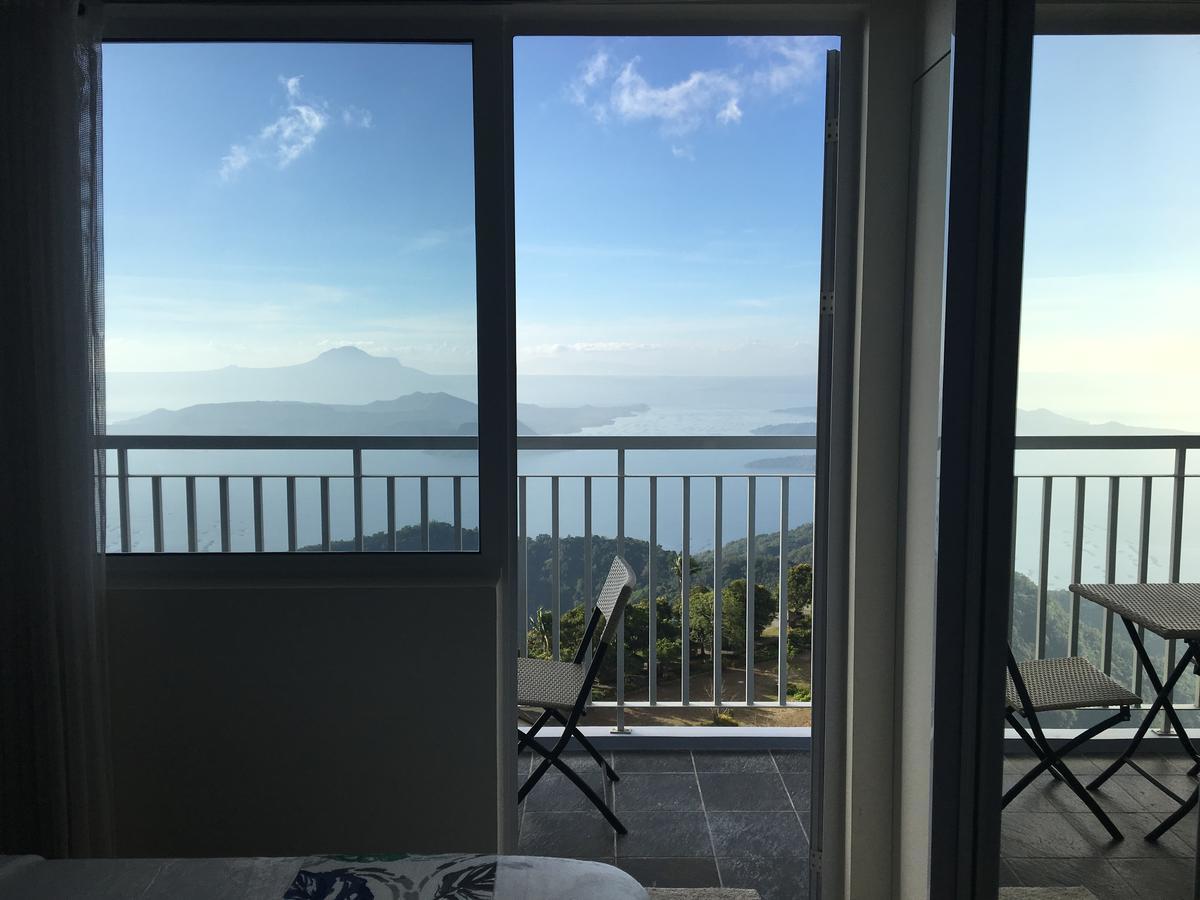 Ferienwohnung Breezy Wind 19TwentySix Tagaytay City Exterior foto